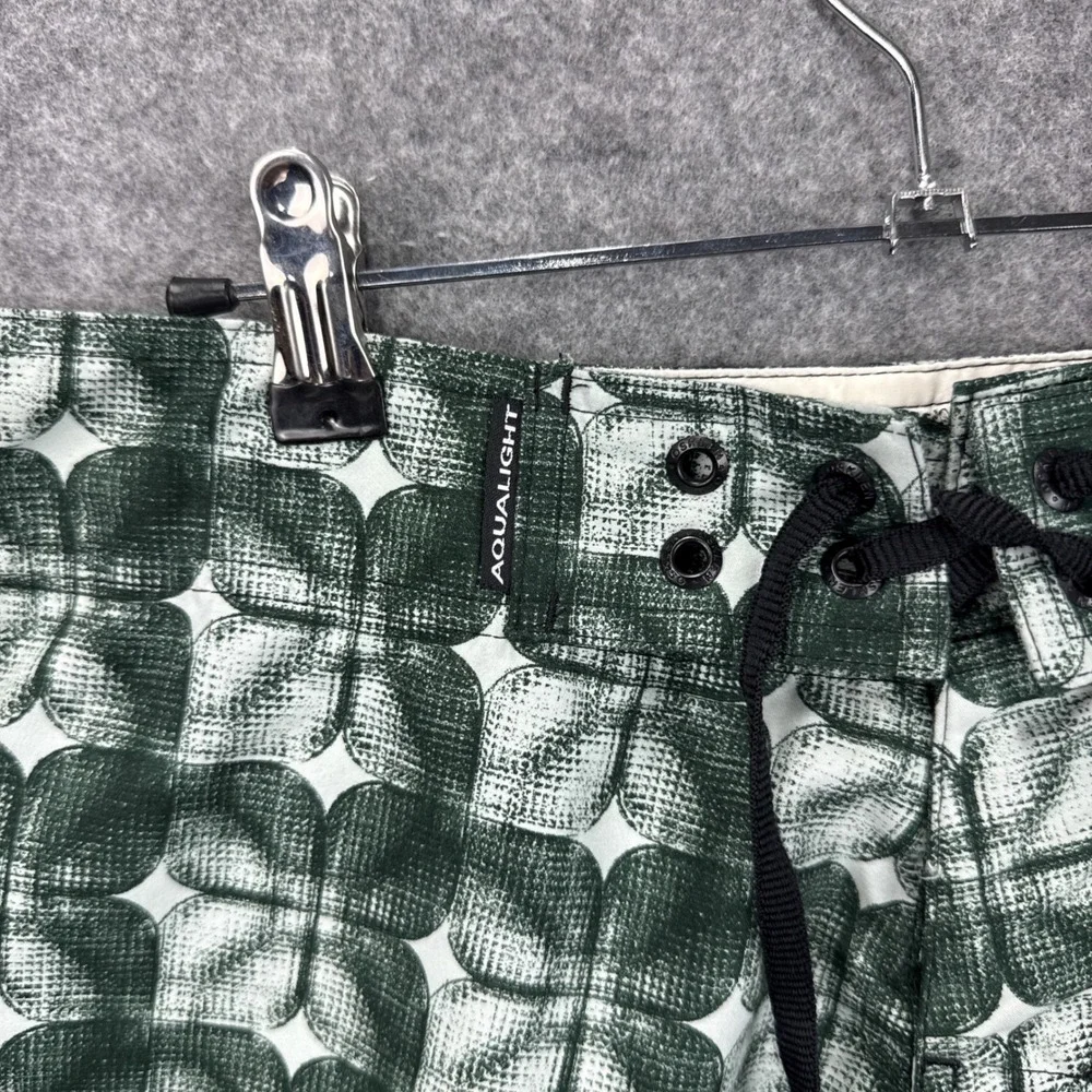 Osklen Surfing Rio de Janeiro Aqualight Board Shorts Green Floral Mens Size 30